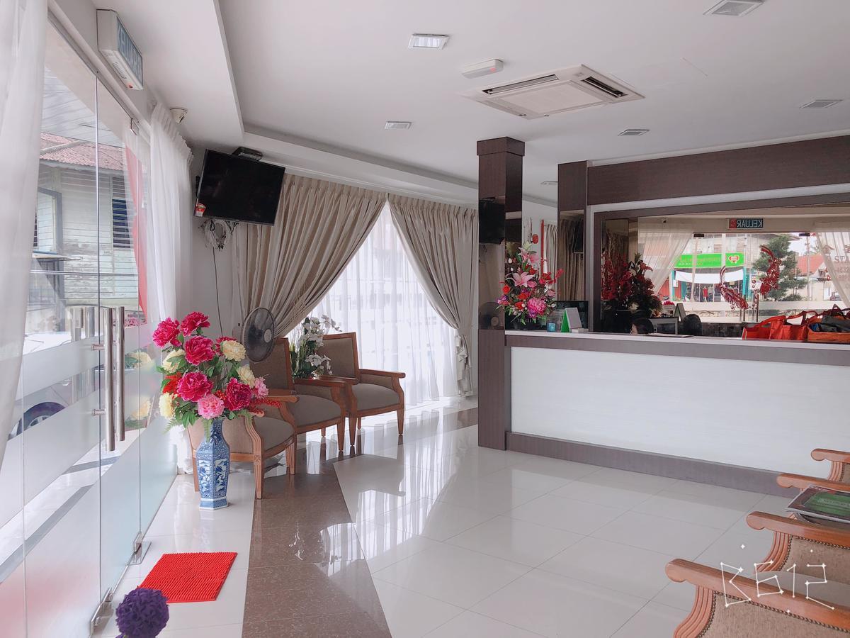 G Star Hotel Pantai Remis Exteriér fotografie